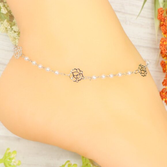 "Handmade Anklet – Elegant & Delicate Jewelry for Women | UNVRC1430 - Picture 1 of 10